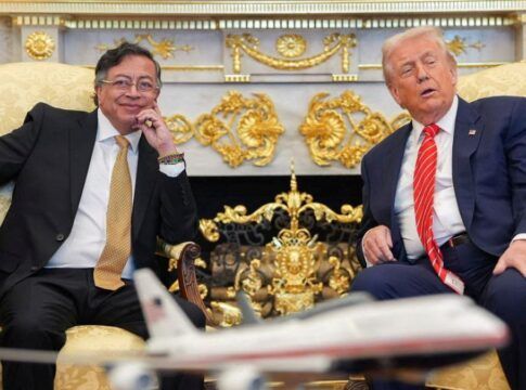 Trump e presidente da Colômbia têm reunião cordial na Casa Branca após meses de desentendimentos
