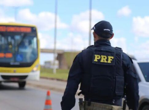 foto de policial rodoviário federal