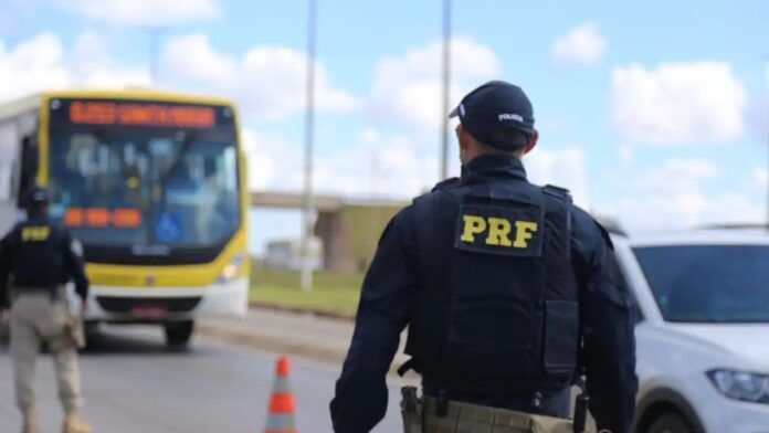foto de policial rodoviário federal