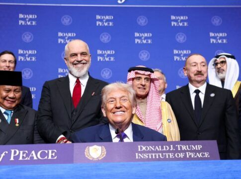 Trump e outros líderes mundiais em reunião inaugural do Conselho da Paz