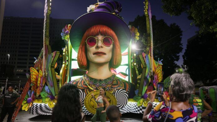 Rita Lee é homenageada no Carnaval do Rio 2026