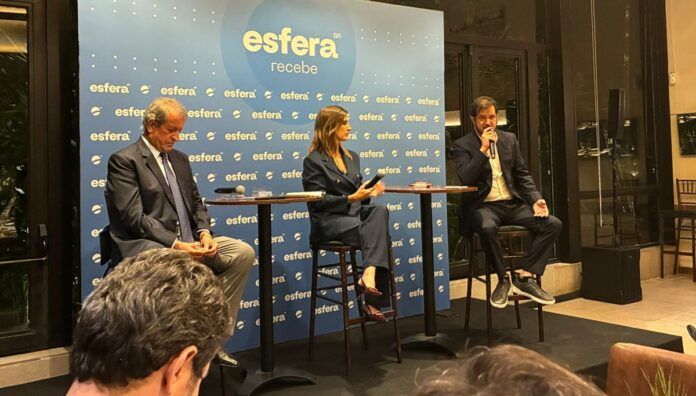 Lideranças do PL e União Brasil discutem cenário eleitoral para 2026 em evento do Instituto Esfera