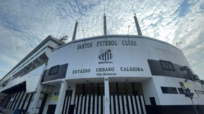 O preço da nostalgia: O Santos de Marcelo Teixeira, entre o marketing e o abismo